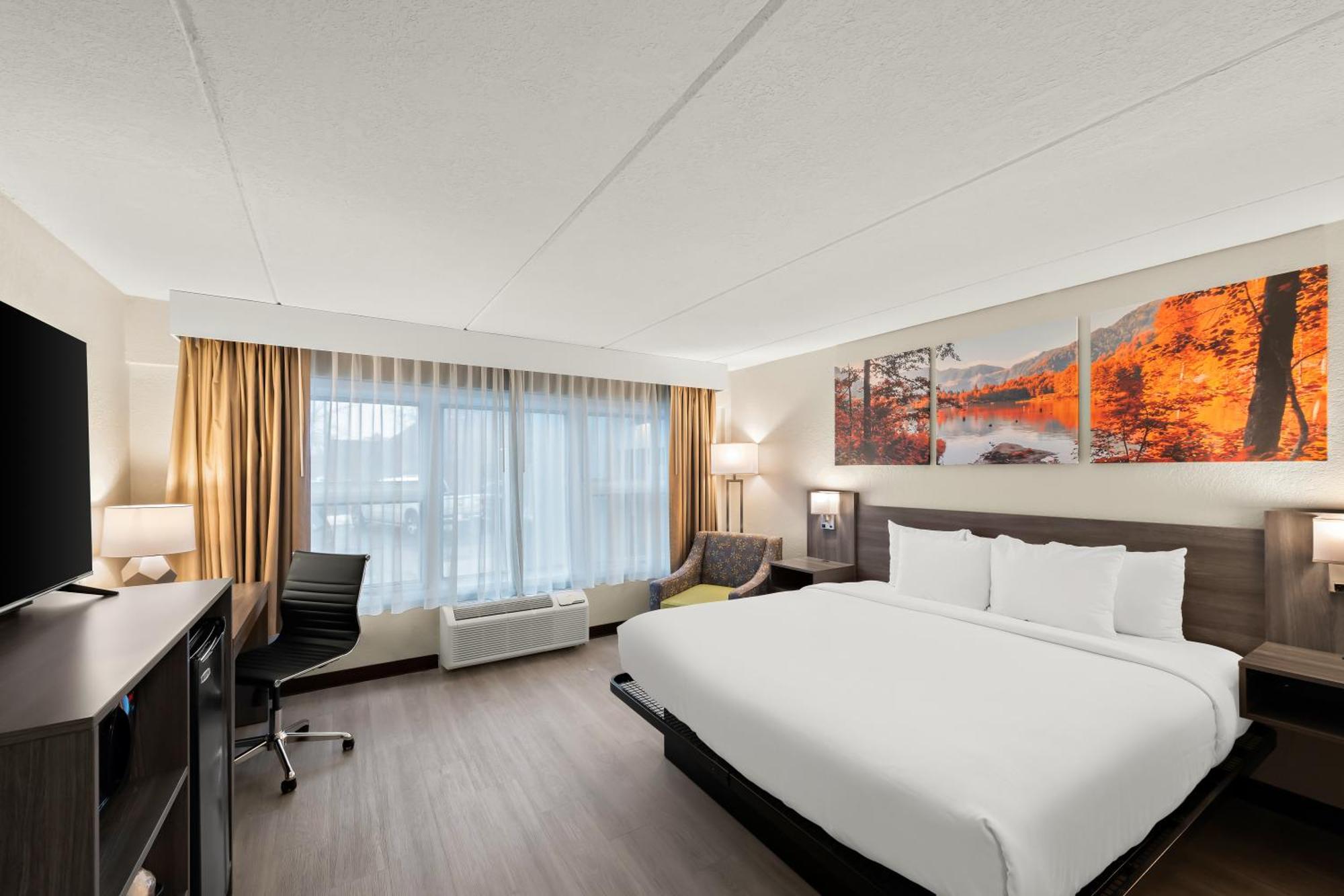 Clarion Pointe Rhinelander Downtown Hotel Ngoại thất bức ảnh