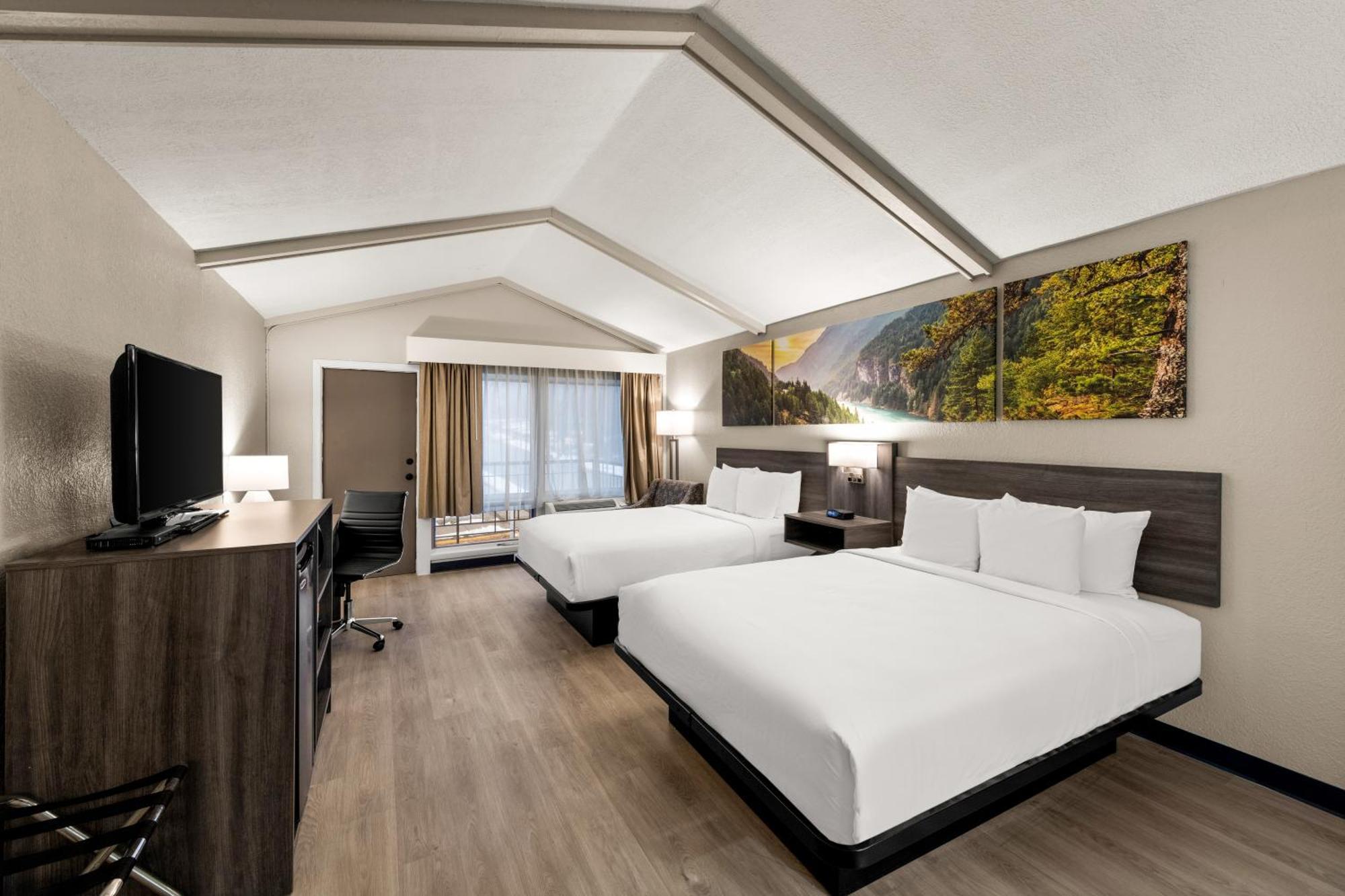 Clarion Pointe Rhinelander Downtown Hotel Ngoại thất bức ảnh