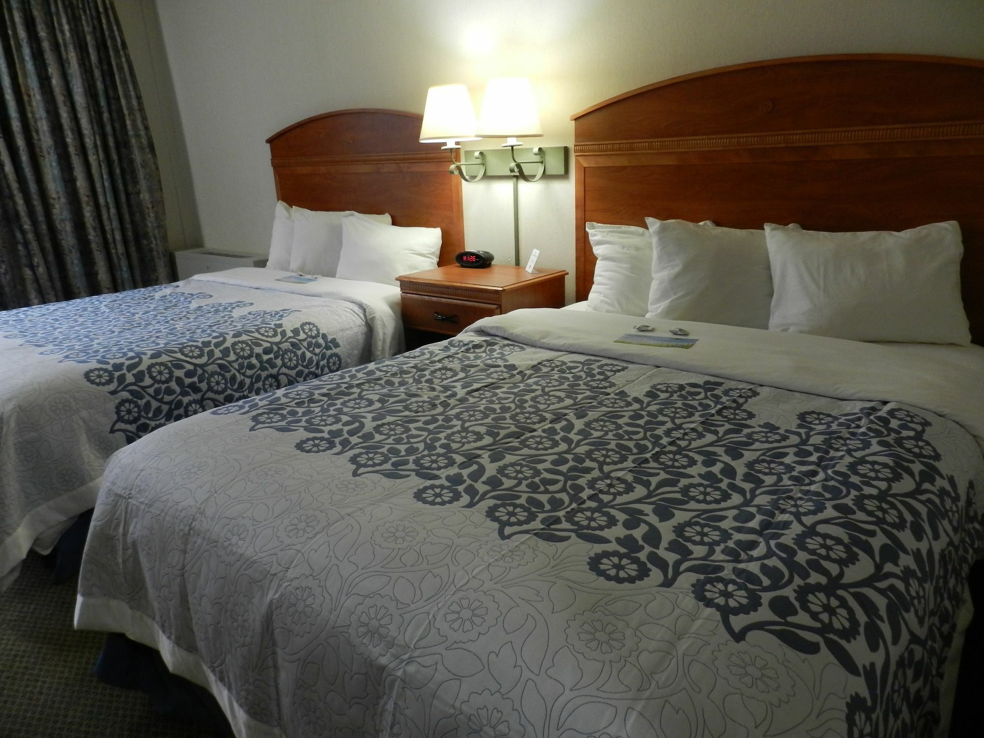 Clarion Pointe Rhinelander Downtown Hotel Ngoại thất bức ảnh