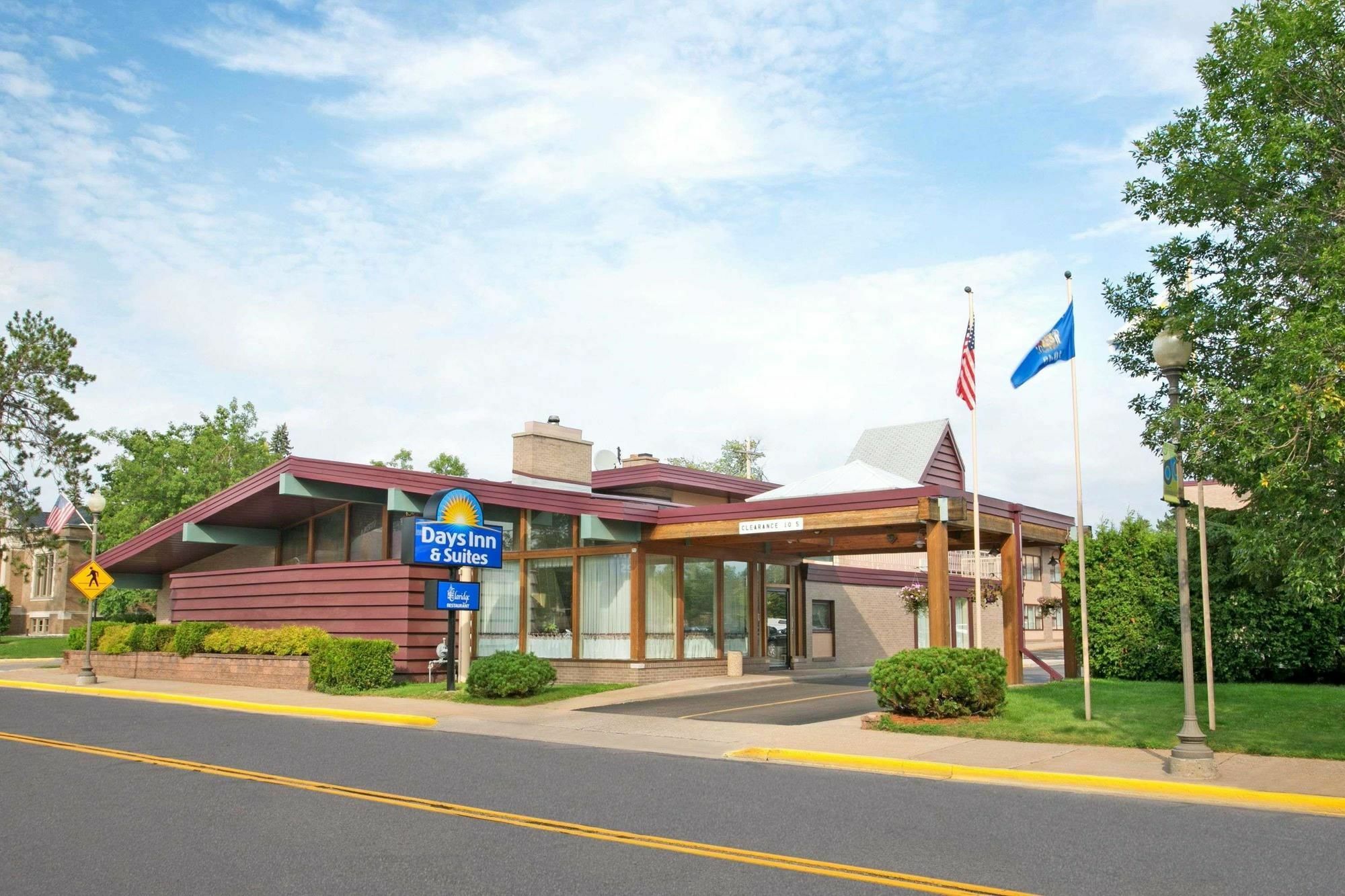 Clarion Pointe Rhinelander Downtown Hotel Ngoại thất bức ảnh