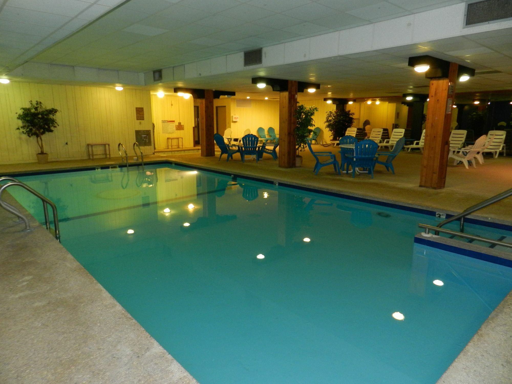 Clarion Pointe Rhinelander Downtown Hotel Ngoại thất bức ảnh