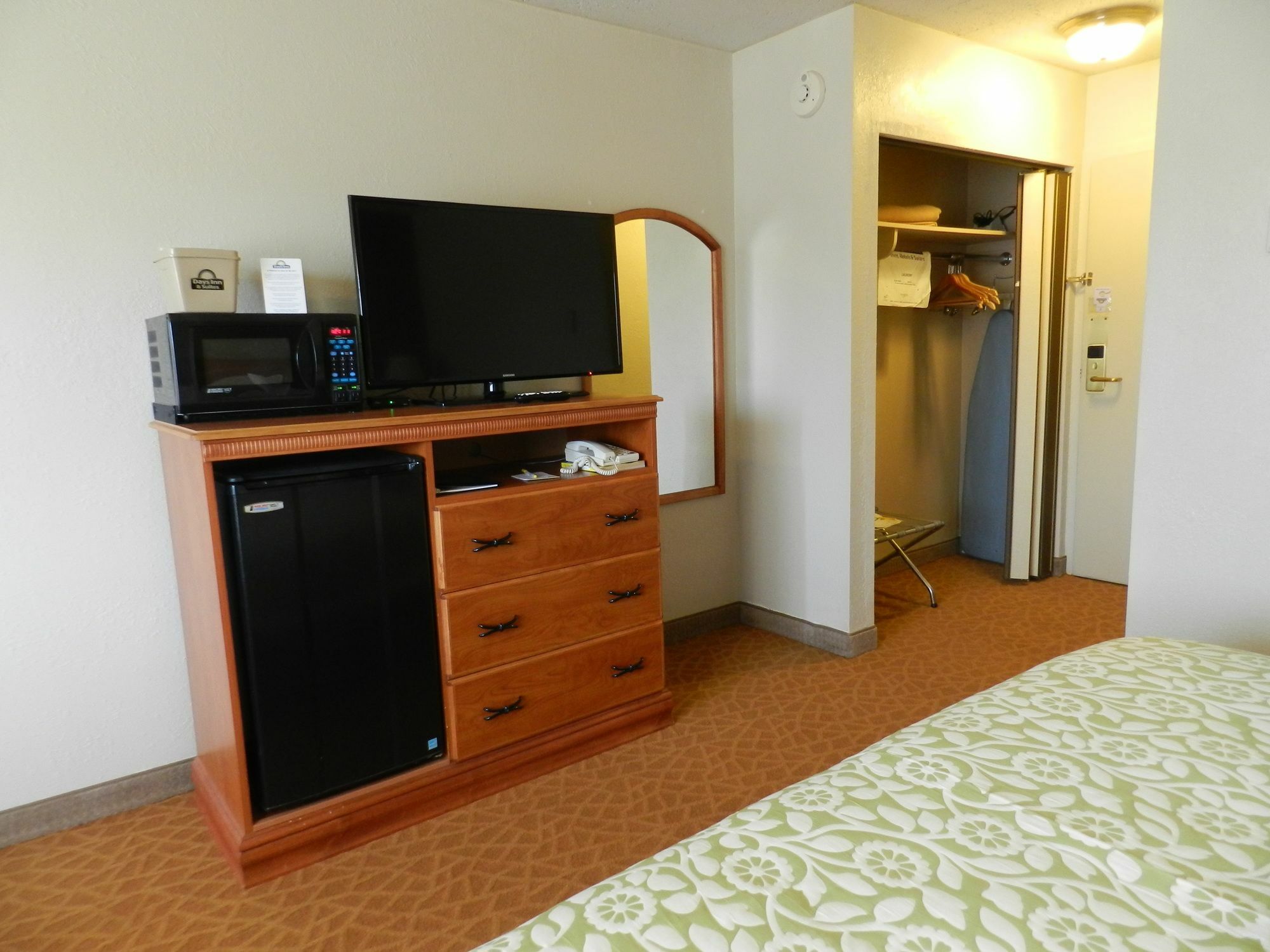Clarion Pointe Rhinelander Downtown Hotel Ngoại thất bức ảnh